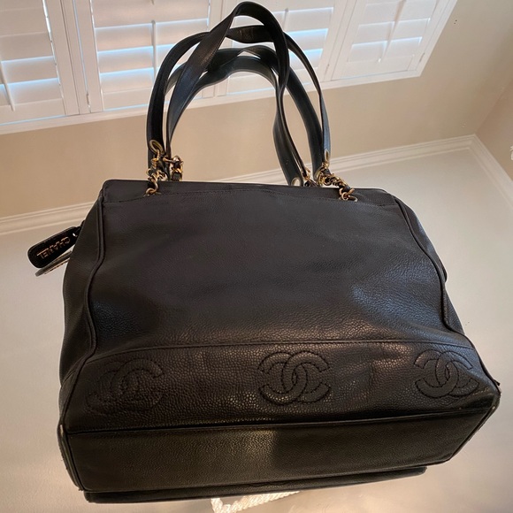 Chanel Purse 100% authentic!- Black Caviar - Picture 14 of 14